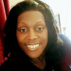 Meet your Posher, Kendra